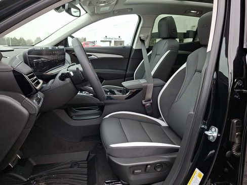 New 2026 Buick Envision Sport Touring image 9