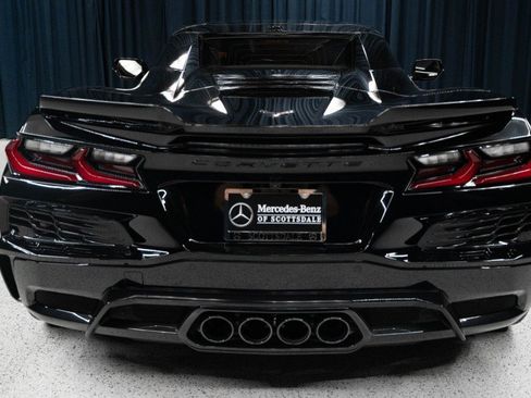 Used 2024 Chevrolet Corvette Z06 RWD image 6
