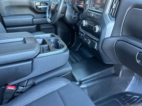 Certified 2024 GMC Sierra 2500 Pro AWD/4WD image 17