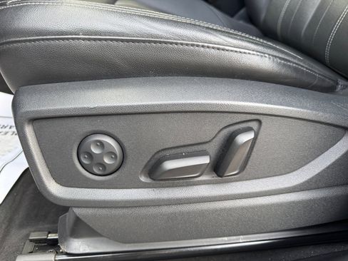 Used 2021 Audi Q5 Premium w/ Convenience Package image 14