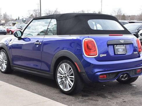 Used 2019 MINI Cooper S w/ Signature Upholstery Package FWD image 13