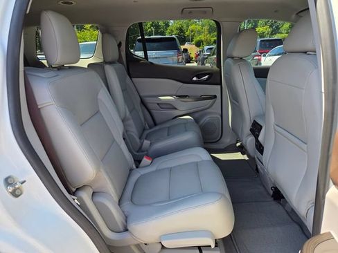 Used 2018 GMC Acadia SLT FWD image 19