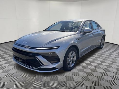 Certified 2026 Hyundai Sonata SE FWD image 10
