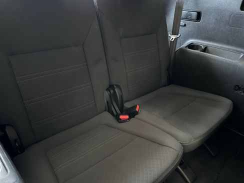 Used 2017 Kia Sorento FWD w/ LX Convenience Package image 16