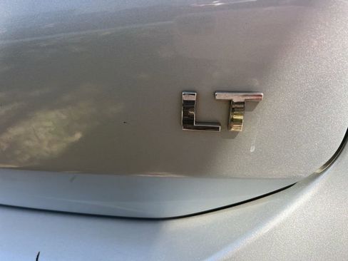 Used 2018 Chevrolet Equinox LT image 15