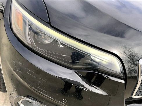 Used 2019 Jeep Cherokee Limited w/ Technology Group image 35