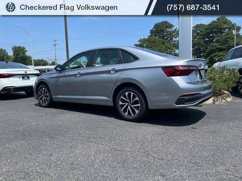 Used 2024 Volkswagen Jetta S FWD image 8