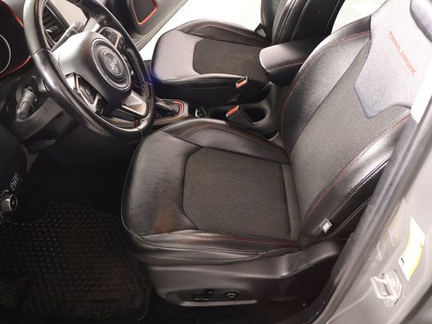 Used 2021 Jeep Compass Trailhawk w/ Convenience Group image 11