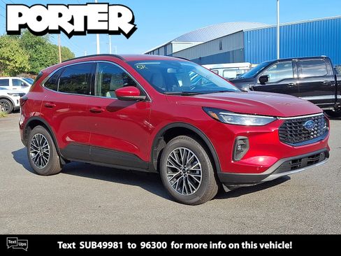 New 2025 Ford Escape SE w/ PHEV Premium Package image 8