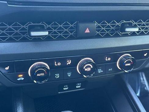 Certified 2025 Honda Accord SE image 19