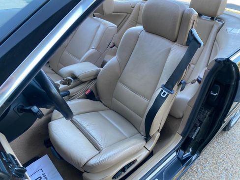 Used 2004 BMW 330Ci Convertible image 23
