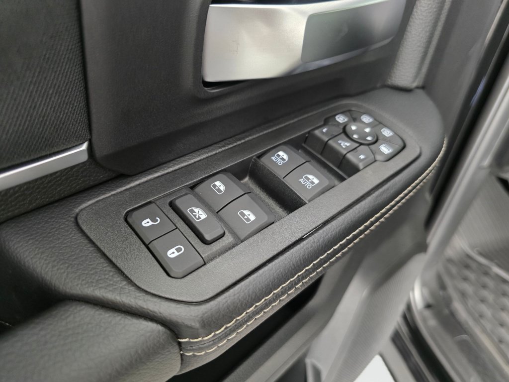 New 2026 RAM 2500 Big Horn AWD/4WD image 22
