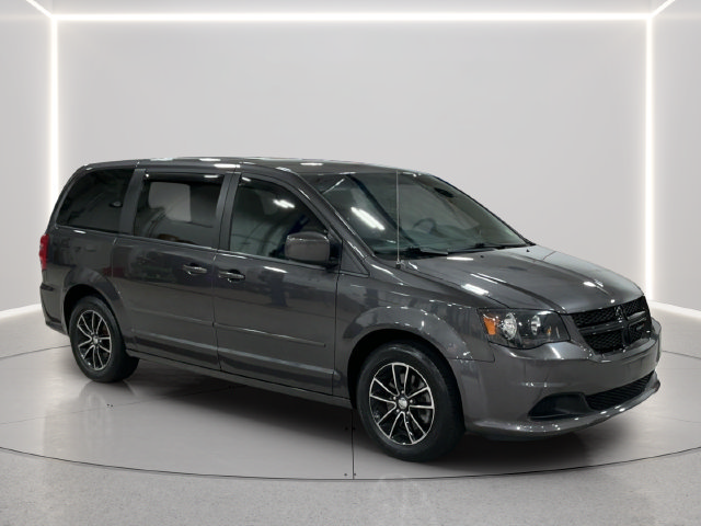 Used 2017 Dodge Grand Caravan SE FWD image 8