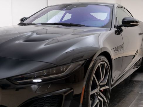 Used 2024 Jaguar F-TYPE R AWD/4WD image 10