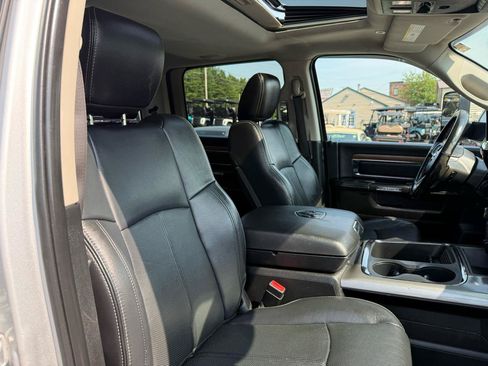 Used 2018 RAM 2500 Laramie w/ Sport Appearance Group AWD/4WD image 19