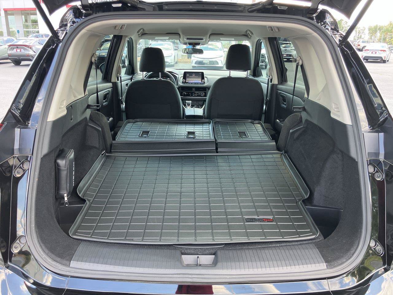Used 2026 Nissan Rogue S FWD image 25