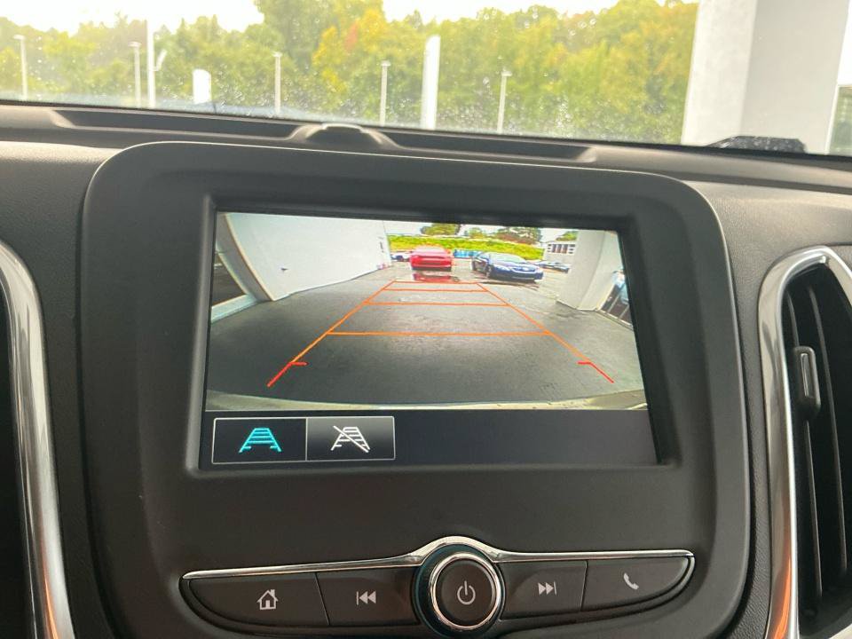 Used 2018 Chevrolet Equinox LT FWD image 23