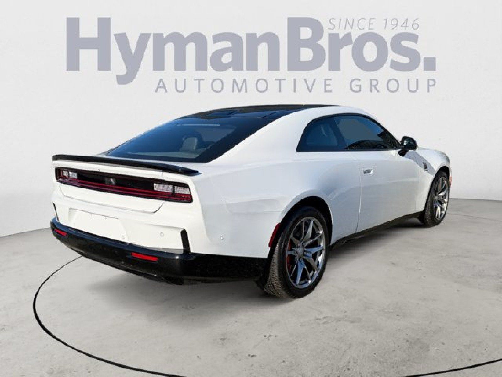 Used 2025 Dodge Charger Daytona Scat Pack w/ Track Pack AWD/4WD image 3