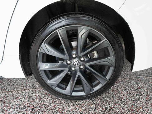 Used 2024 Toyota Corolla SE w/ SE Premium Package FWD image 28