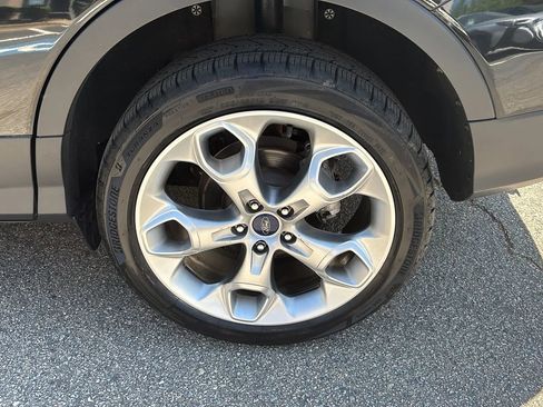 Used 2015 Ford Escape Titanium w/ Equipment Group 301A FWD image 24