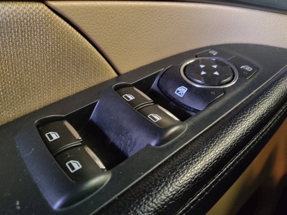 Used 2017 Ford Explorer FWD image 27