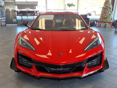 New 2026 Chevrolet Corvette Z06 w/ Z07 Performance Package image 4