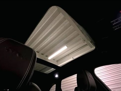 Certified 2024 Jaguar F-PACE R-Dynamic S image 30