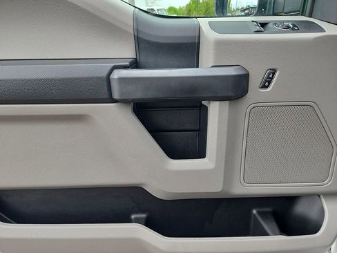 Used 2017 Ford F350 XL AWD/4WD image 11