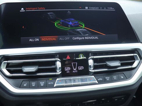 Used 2020 BMW 330i Sedan w/ Premium Package image 29