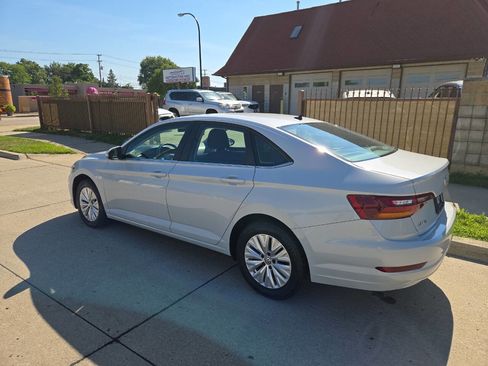 Used 2019 Volkswagen Jetta S image 5