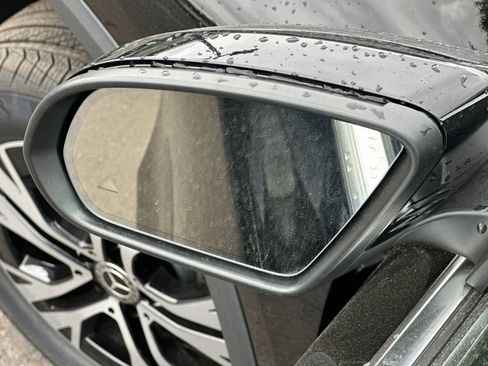 New 2025 Mercedes-Benz GLA 250 image 9