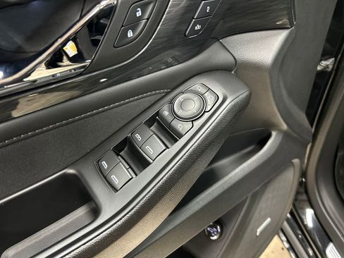 Certified 2023 Chevrolet Traverse High Country w/ LPO, Floor Liner Package image 16