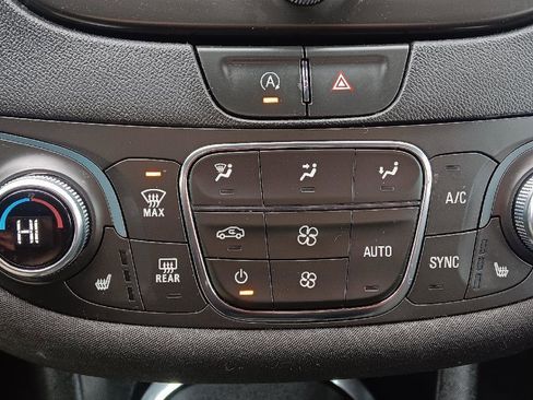 Used 2022 Chevrolet Malibu LT image 20