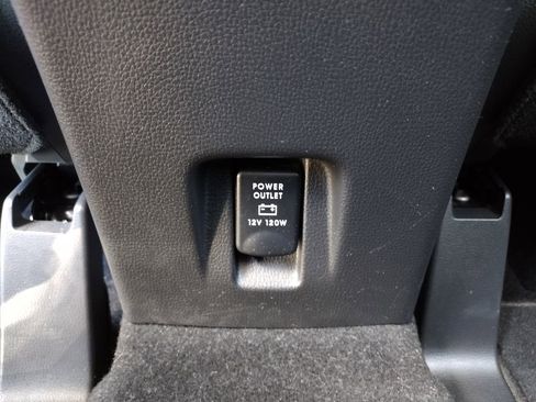 Used 2024 Mitsubishi Eclipse Cross AWD image 13