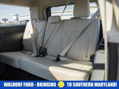 Used 2024 Ford Expedition Max Platinum image 47