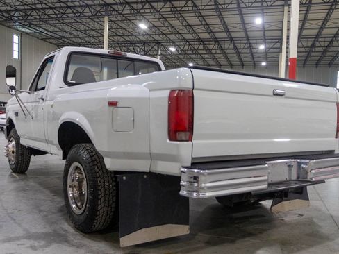 Used 1997 Ford F350 2WD Regular Cab image 4