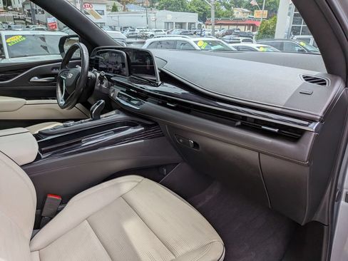 Used 2023 Cadillac Escalade Sport w/ Touring Package AWD/4WD image 35
