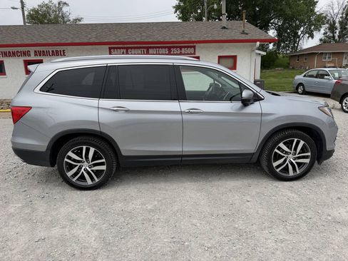 Used 2016 Honda Pilot Touring image 2
