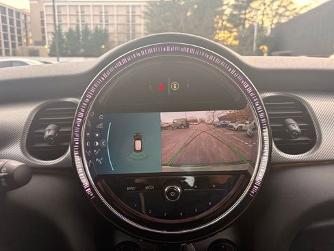 Used 2023 MINI Cooper S image 41