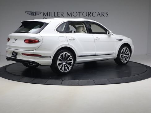 Certified 2022 Bentley Bentayga AWD/4WD image 8