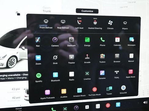 Used 2022 Tesla Model 3 Long Range image 22