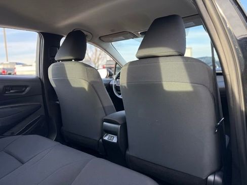Used 2023 Toyota Corolla LE image 21