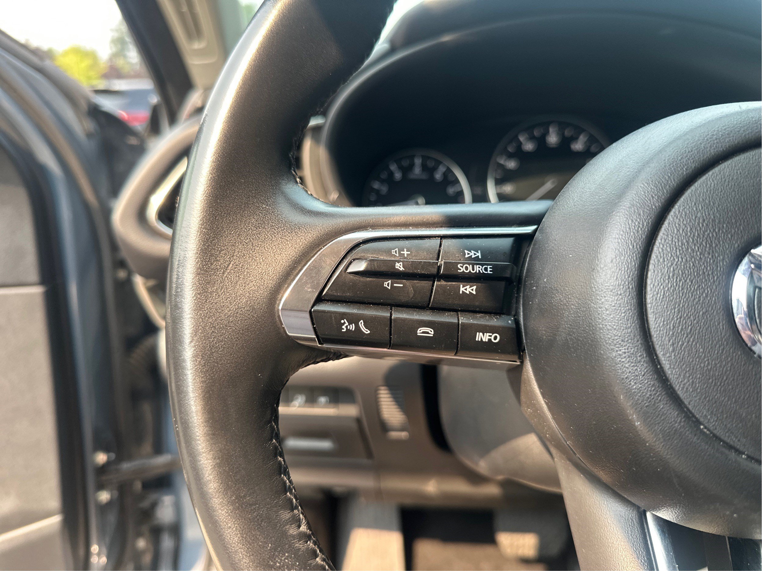 Used 2025 MAZDA CX-30 AWD 2.5 S w/ Preferred Package image 33