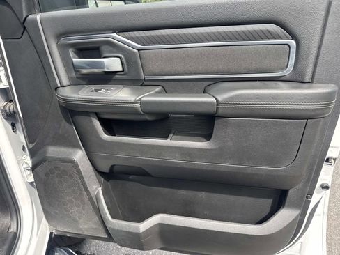 Used 2025 RAM 2500 Big Horn AWD/4WD image 23