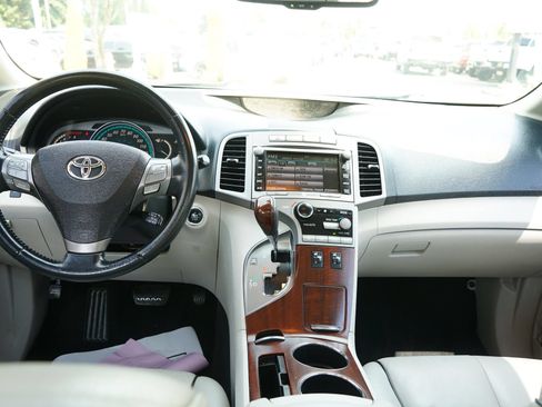 Used 2009 Toyota Venza AWD image 15