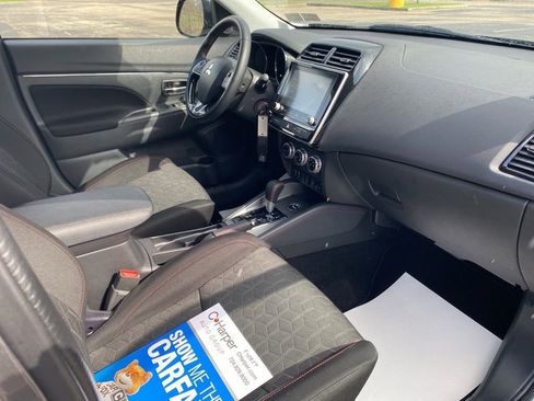 Used 2025 Mitsubishi Outlander Sport LE image 10