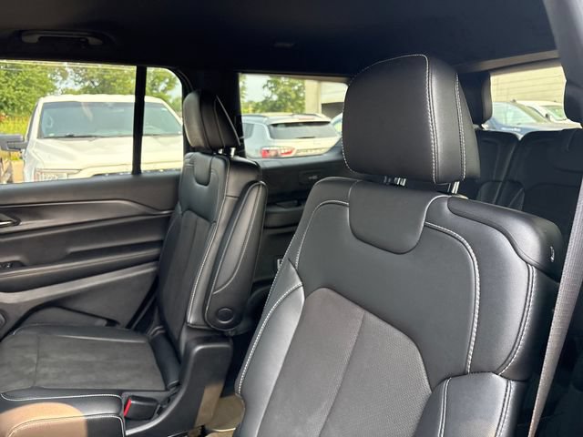 Used 2023 Jeep Grand Cherokee L Laredo AWD/4WD image 22