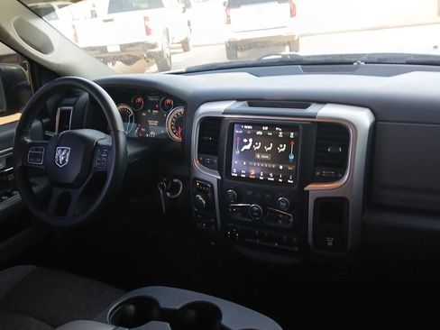 Used 2018 RAM 1500 Big Horn AWD/4WD image 26