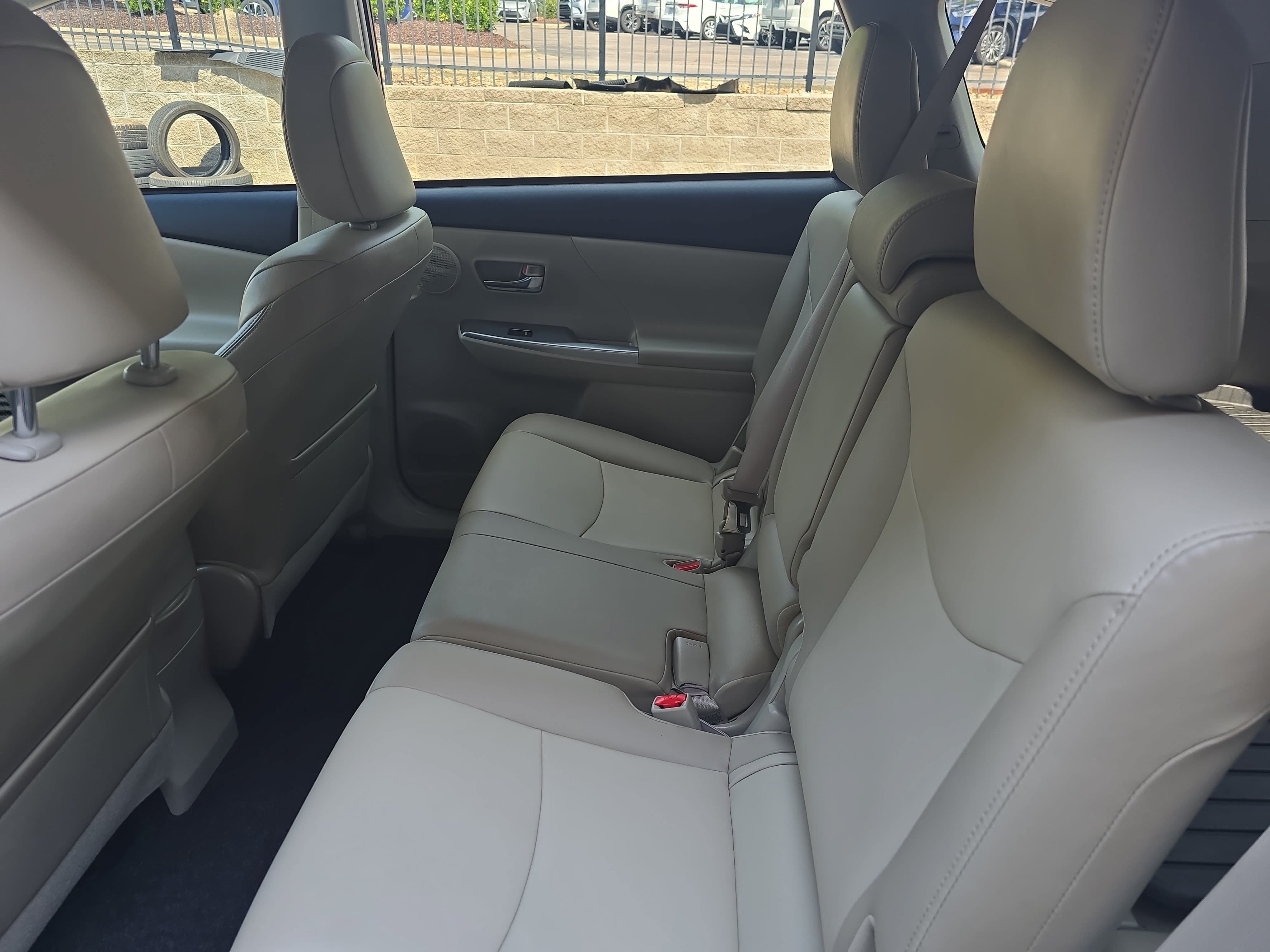 Used 2015 Toyota Prius V Five w/ Advanced Technology Package FWD image 13