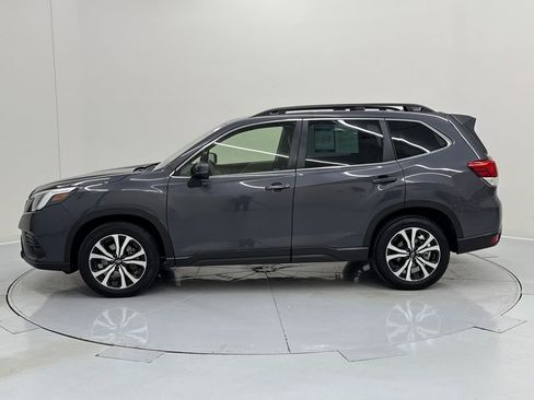 Used 2023 Subaru Forester Limited image 2